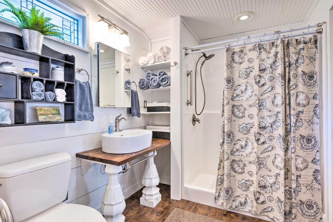 Historic Biloxi Bay Cottage With Beautiful View Ocean Springs Eksteriør bilde