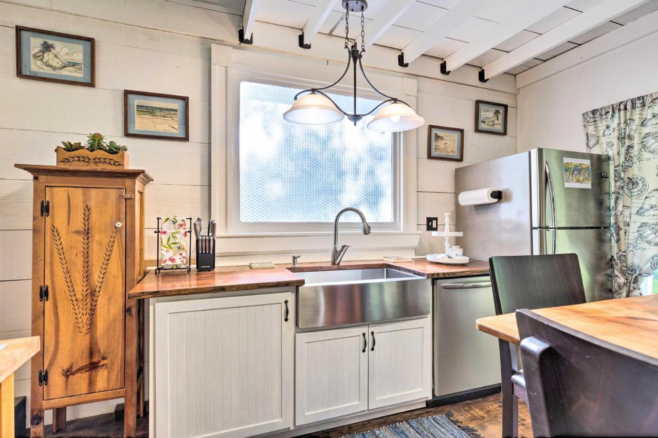 Historic Biloxi Bay Cottage With Beautiful View Ocean Springs Eksteriør bilde