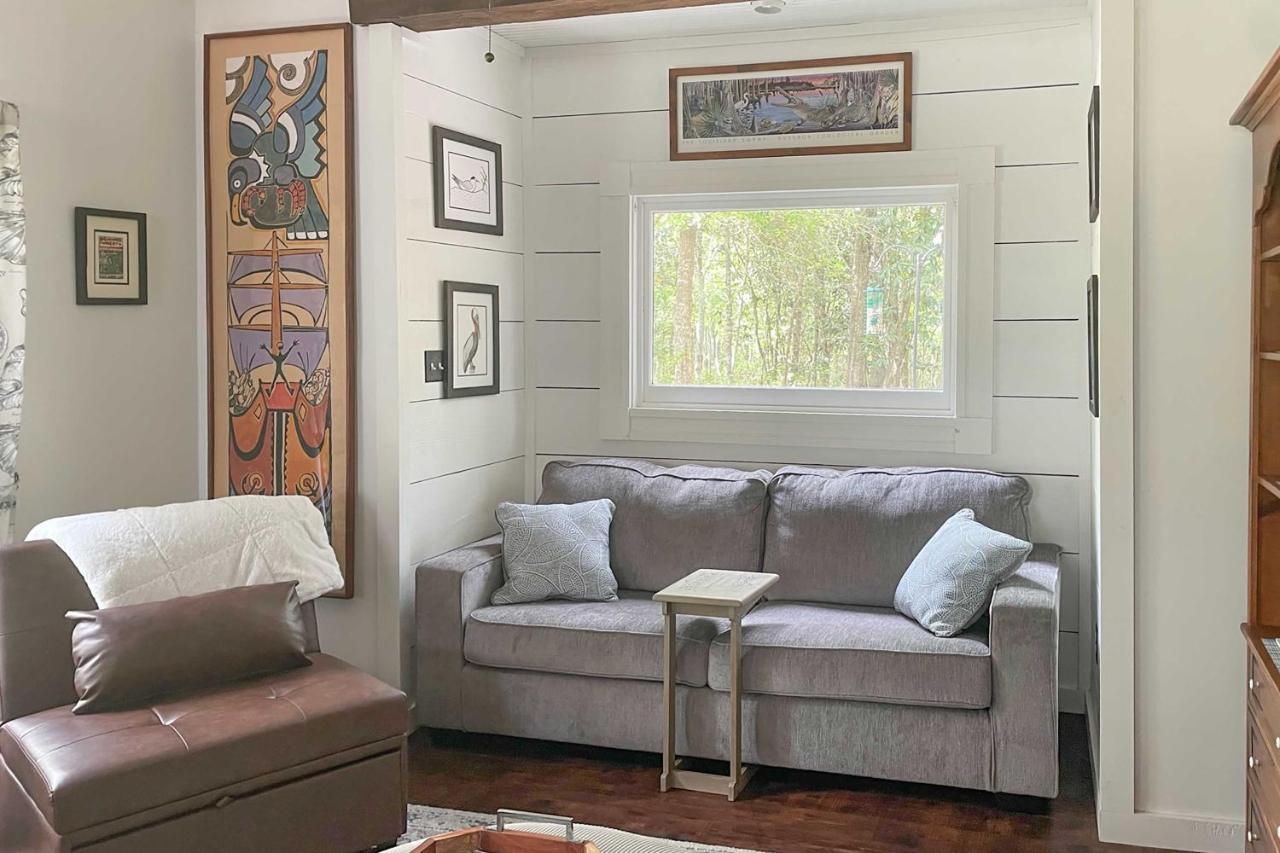 Historic Biloxi Bay Cottage With Beautiful View Ocean Springs Eksteriør bilde