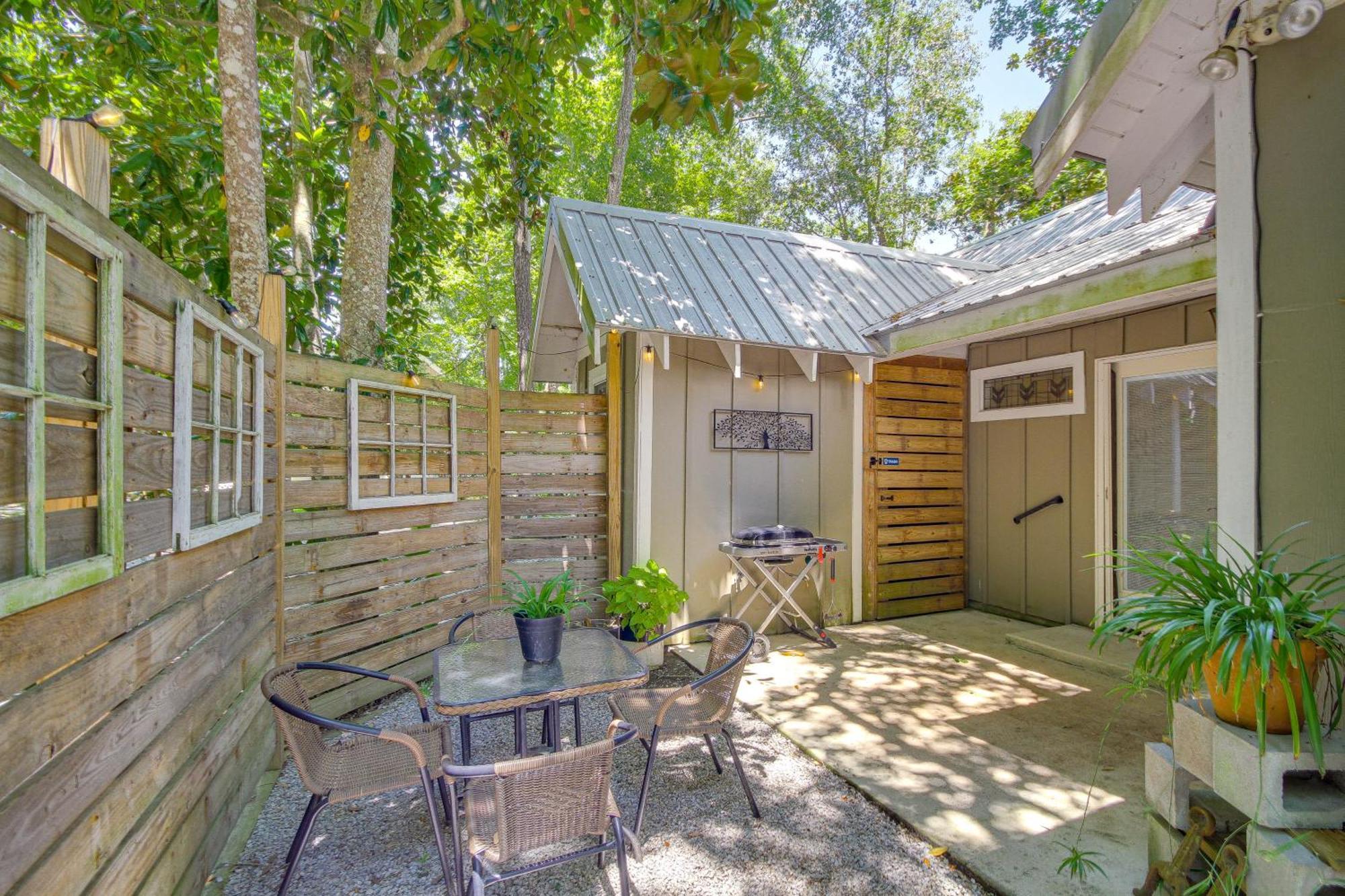 Historic Biloxi Bay Cottage With Beautiful View Ocean Springs Eksteriør bilde